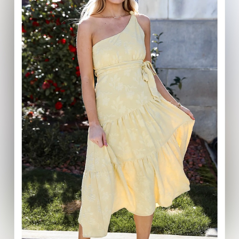 NWT - Dress up Elegant Midi Yellow One-Shoulder Dress, Size Large